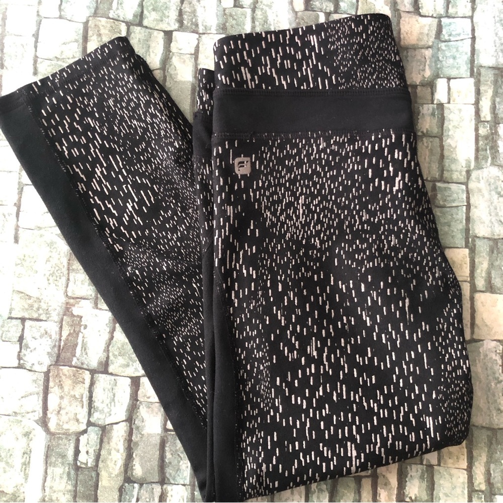 Fabletics Cropped Leggings Sz XS